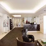 ホテル Rosa Desenzano