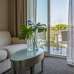 ホテル Rosa Desenzano デセンツァーノ・デル・ガルダ