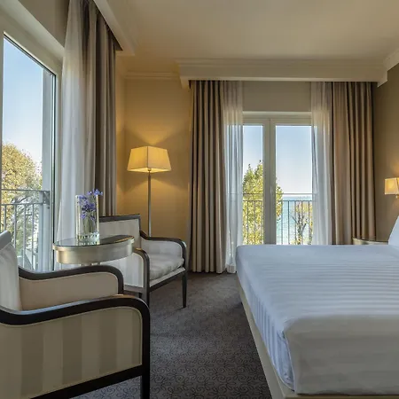 Hotel Rosa Desenzano 4*