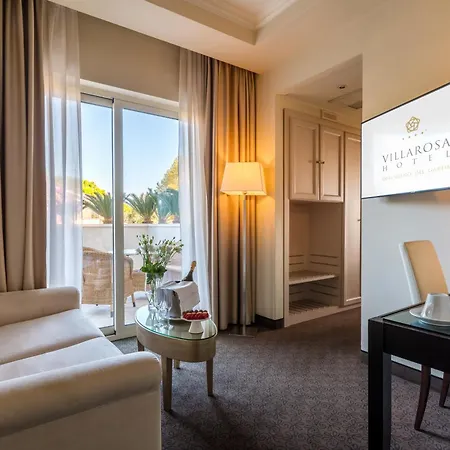 Rosa Desenzano 4*