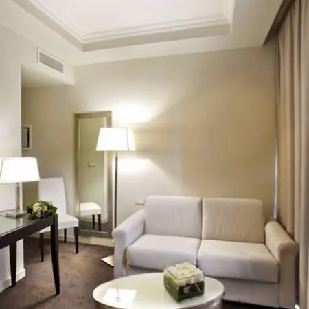 Rosa Desenzano Hotel 4*