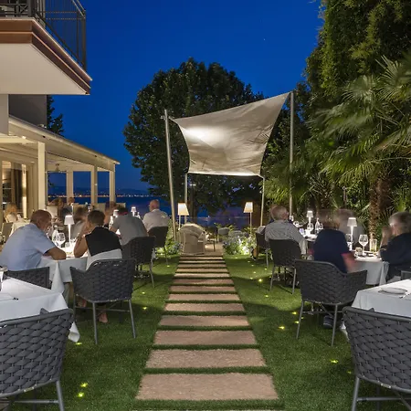 Rosa Desenzano 4*