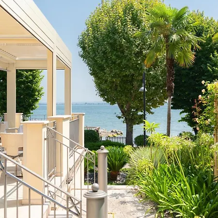 Rosa Desenzano Hotel 4*