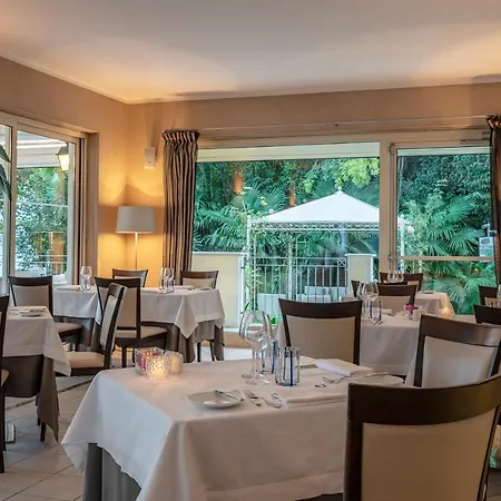 Rosa Desenzano Hotel 4*